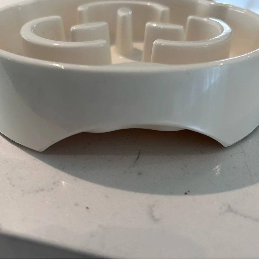Dog Bowl Slow Feeder Puzzle Maze For Fast Eaters Anti Slip Ivory 6.25” Small Med